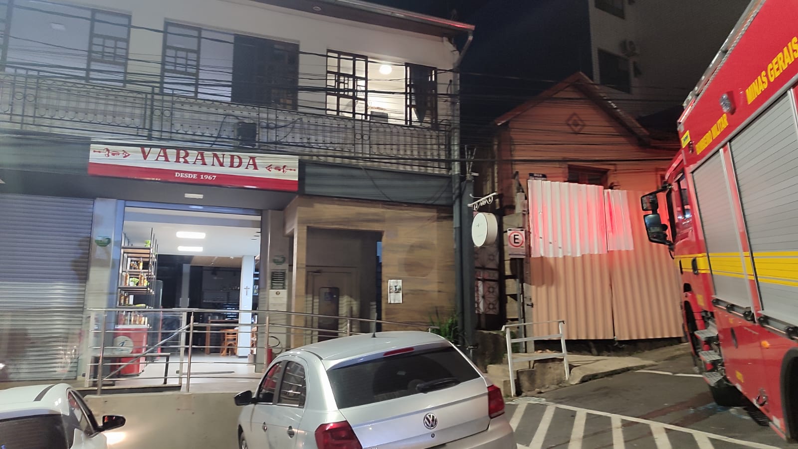 Incêndio em churrasqueira do Restaurante Varanda mobiliza bombeiros em Itabira