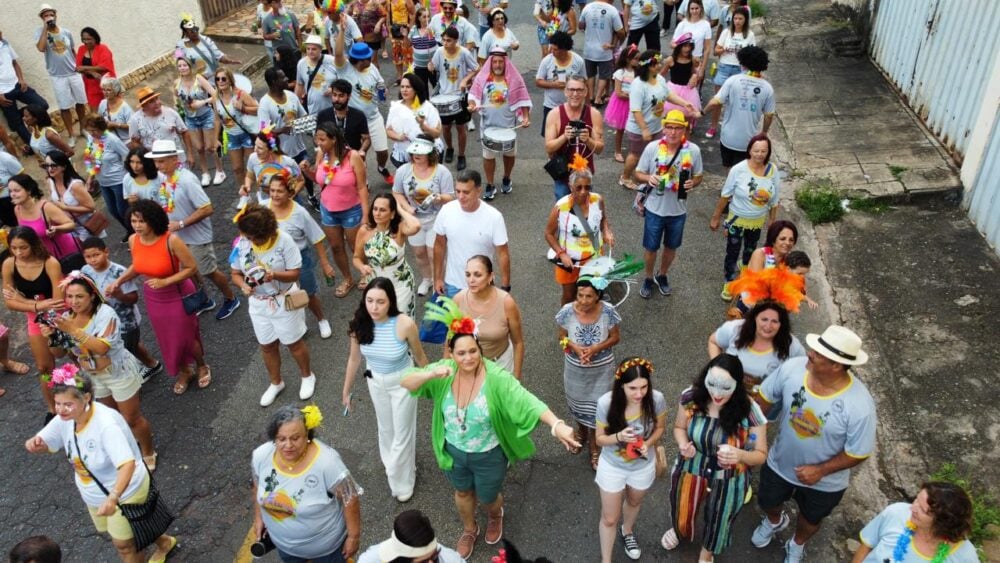 Bloco “Barriguinha encontra Sô Rodrigo” promete irreverência e tradição no Carnaval de Itabira