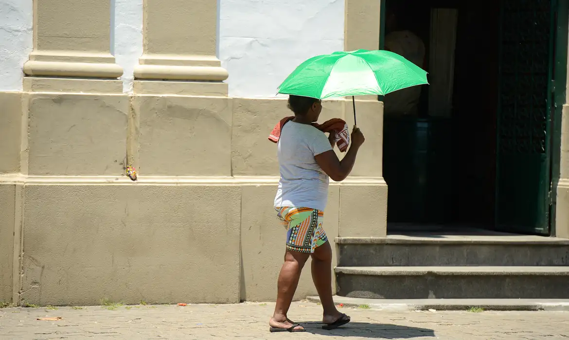 Temperaturas elevadas e céu aberto: Confira a previsão do tempo para Itabira, Belo Horizonte e região