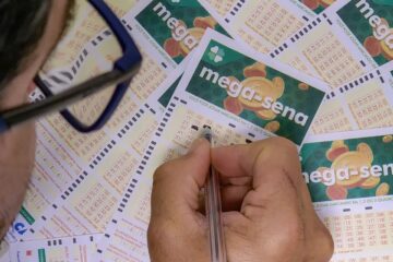 Prêmio da Mega Sena chega a oito milhões e sorteio ocorre nesta terça-feira