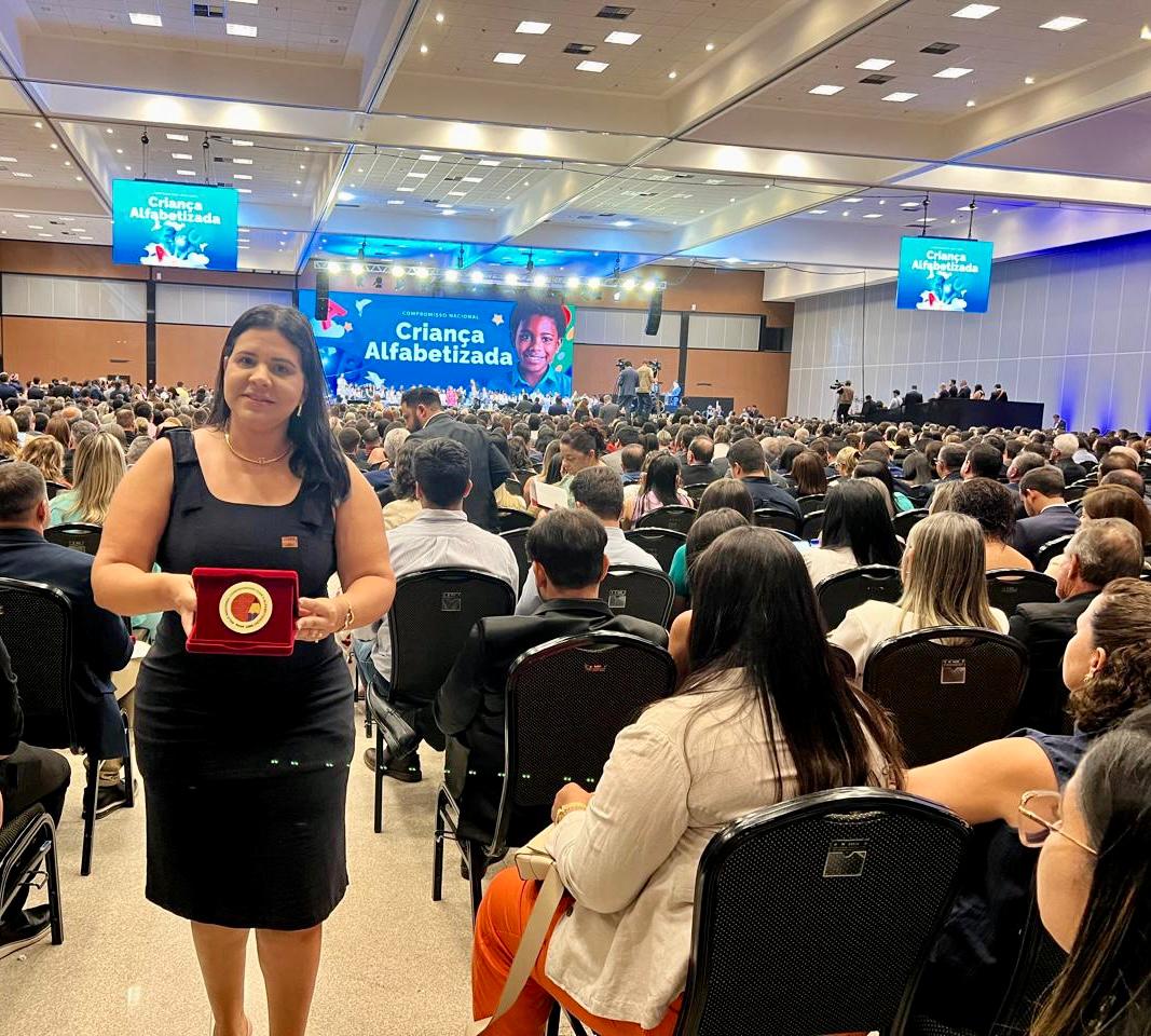 Ipatinga é categoria ouro no Selo Nacional Compromisso com a Alfabetização
