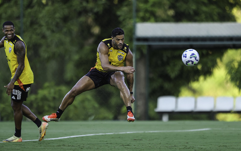 Atlético estreia no Brasileiro contra o Grêmio e tem reforços de peso no ataque; saiba onde assistir