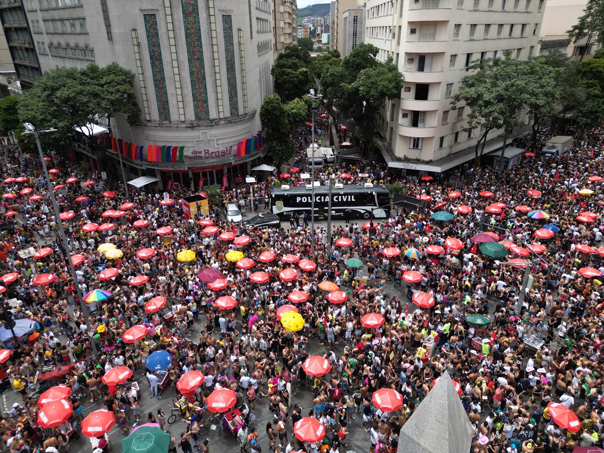 “Menos violência, menos assédio, e um público recorde”: governador Zema comemora Carnaval de 2025