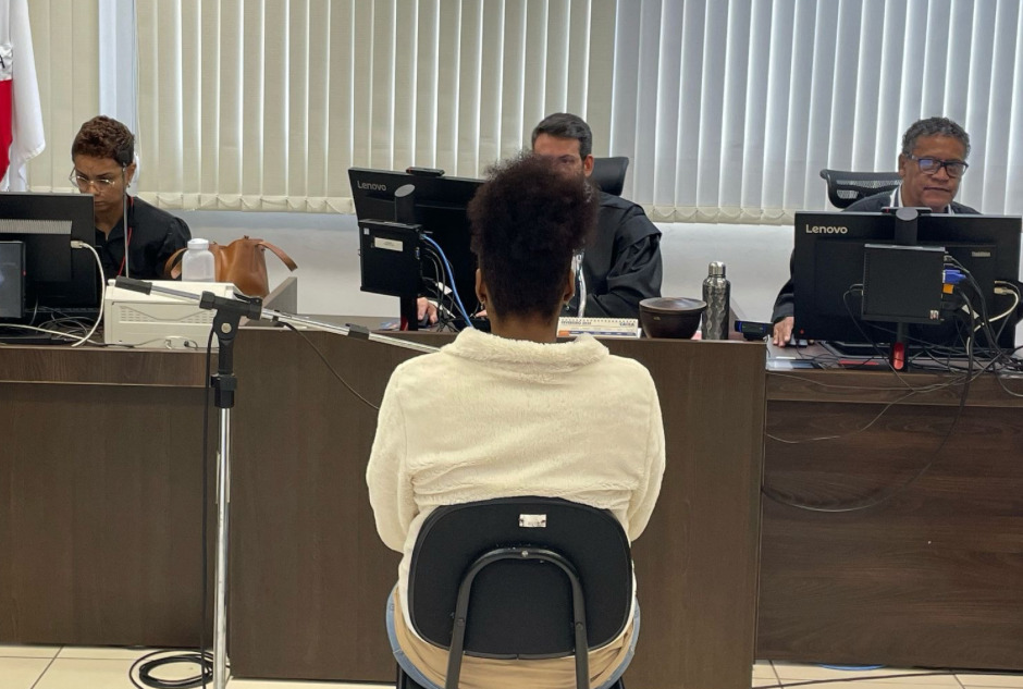 Mãe de bebê espancado e morto pelo padrasto em BH é condenada a oito anos de prisão