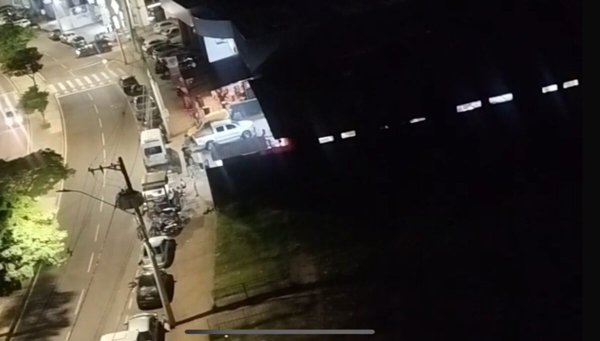 “Impossível dormir”: itabiranos denunciam perturbação de sossego e infrações de trânsito na avenida Mauro Ribeiro