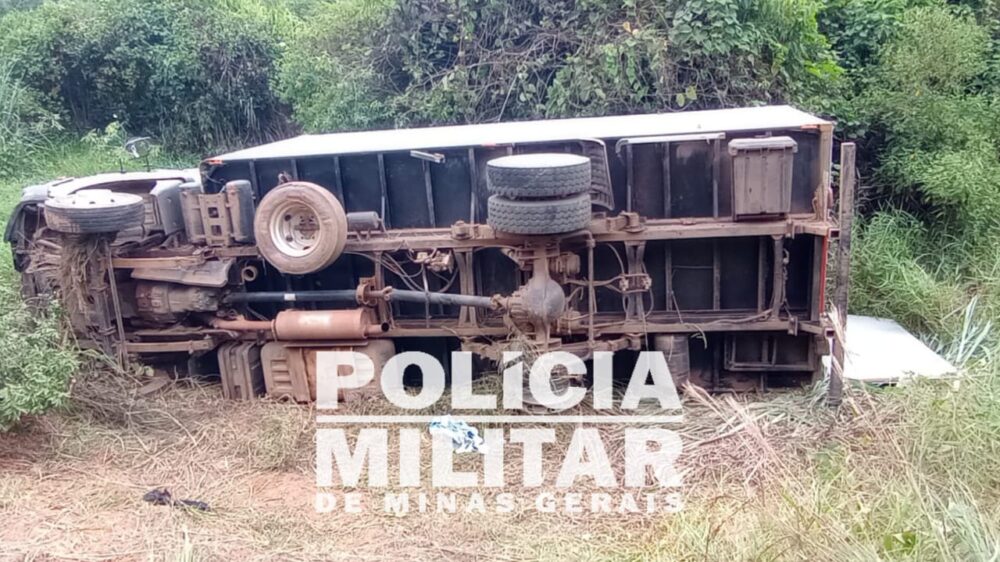 MG-129: Polícia Militar recupera carga de cigarros avaliada em R$ 80 mil que foi roubada em Itabira