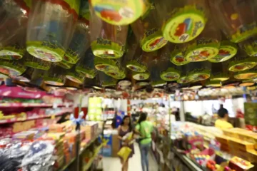Alta mundial do cacau impacta custos do chocolate e vendas da Páscoa