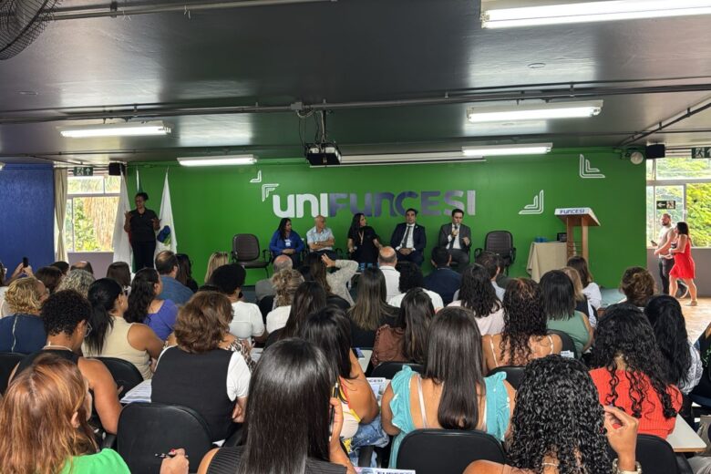O seminário “Autismo: Entender para Acolher” já está acontecendo na Funcesi; acompanhe a transmissão ao vivo