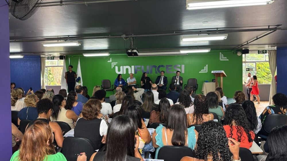 O seminário “Autismo: Entender para Acolher” já está acontecendo na Funcesi; acompanhe a transmissão ao vivo