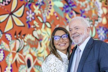 Lula e Janja irão a Roma para o velório do papa Francisco