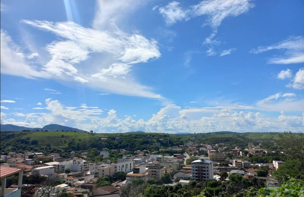 E se a moda pega? Prefeita de município mineiro proíbe venda, consumo e porte de bebidas alcoólicas em praças