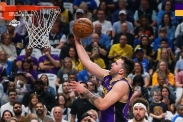 Doncic chora em 1º jogo contra os Mavericks fora e marca 45 pontos em vitória dos Lakers