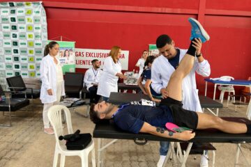 Estudantes da Funcesi garantem cuidado especializado aos competidores da Corrida DeFato Saúde