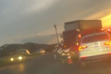 Acidente grave na BR-381 em Ravena envolve moto e caminhão