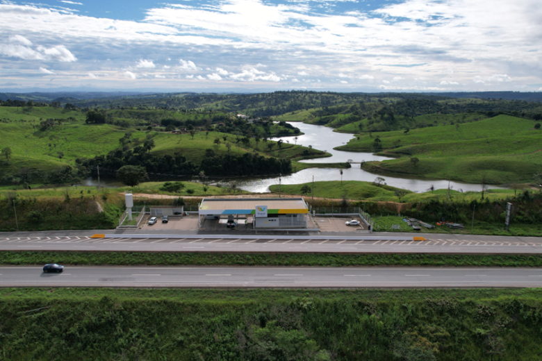 Corpus Christi: mais de 280 mil veículos devem trafegar pela BR-040 no feriado, entre Minas Gerais e Goiás