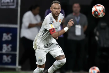 Ancelotti pretere Neymar, mas não o descarta para a Copa do Mundo: “Tem que estar 100%”