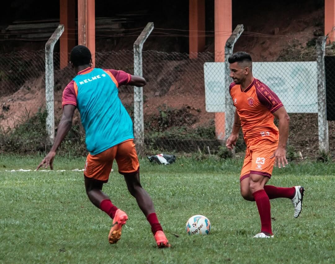 Valério estreia neste sábado no Módulo II do Campeonato Mineiro com preparação intensa e elenco confiante