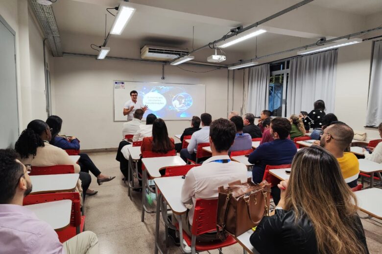 João Monlevade foi palco de debate sobre os Impactos, desafios da Inteligência Artificial e Reforma Tributária
