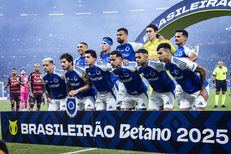 Cruzeiro visita o Sport no Brasileirão; Rádio Caraça transmite