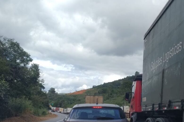 Obras em 11 trechos da BR-381 podem causar lentidão nesta quarta-feira; confira o cronograma