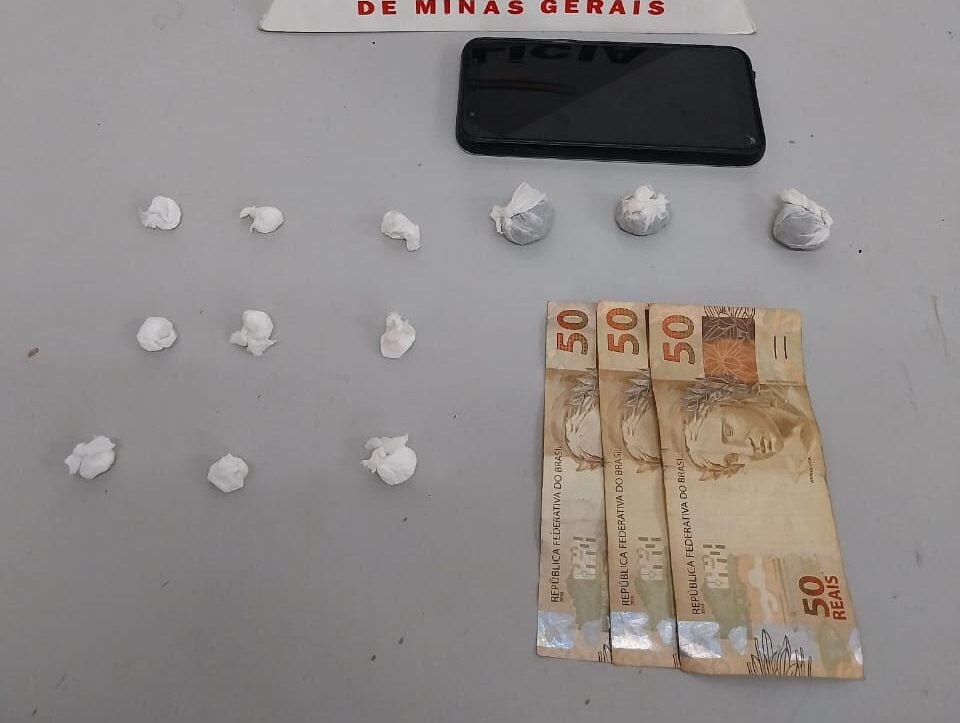 Homem é preso por tráfico de drogas em casa noturna de Itabira