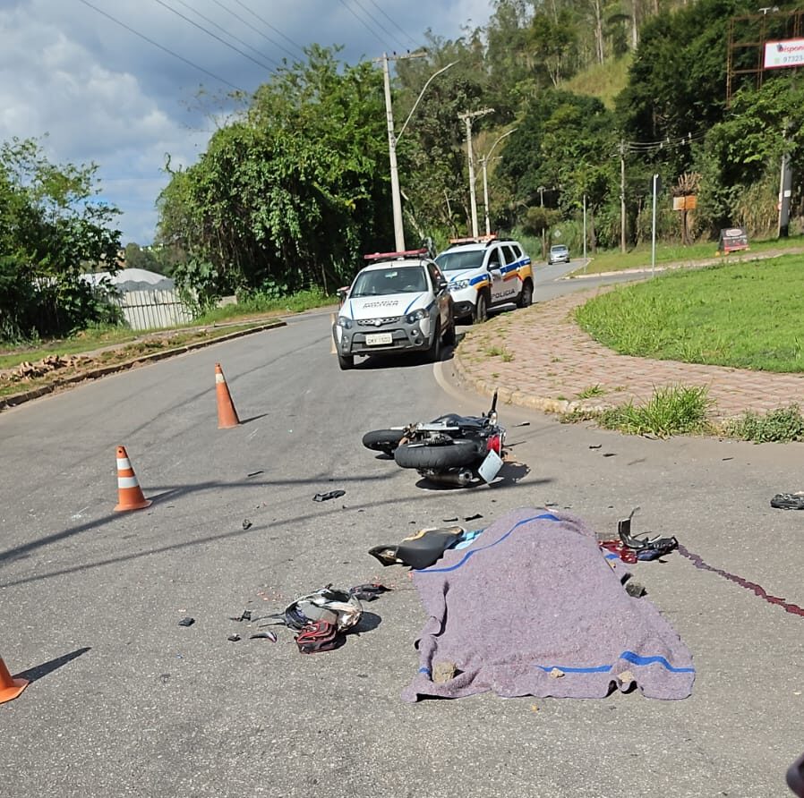 PM busca por caminhoneiro que atropelou homem e não prestou socorro, em João Monlevade
