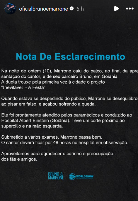 Cantor Marrone sofre queda do palco, mas passa bem