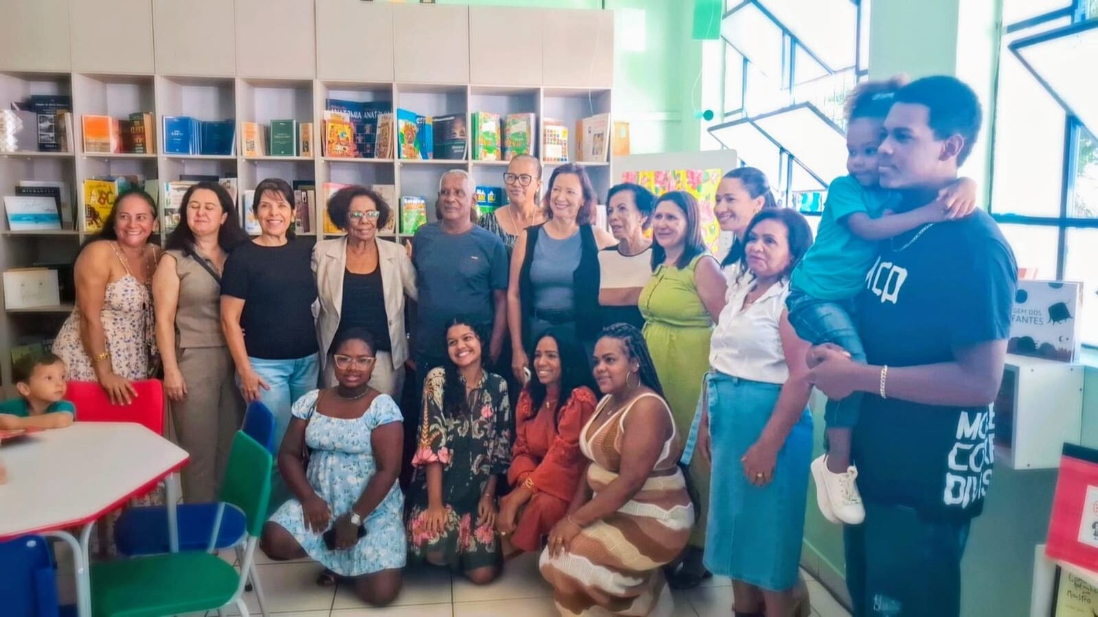 João Monlevade:  Escola Eugênia Scharlé inaugura biblioteca em   homenagem a Dona Petiche