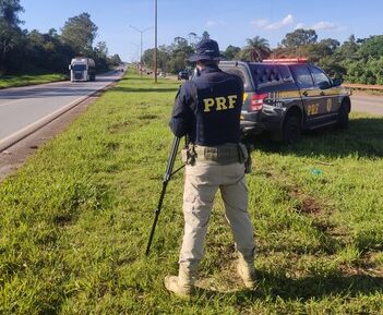 PRF registra 94 acidentes em rodovias federais de Minas durante feriado
