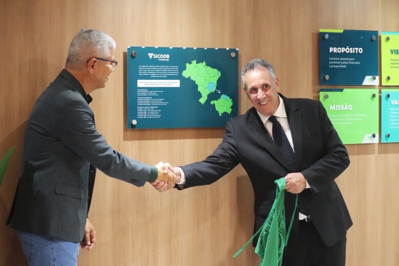 Sicoob Credimepi inaugura primeira instituição financeira na região do Gabiroba, em Itabira