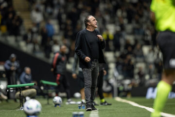 “As coisas estão caminhando”, diz Cuca sobre campanha do Atlético no Brasileirão