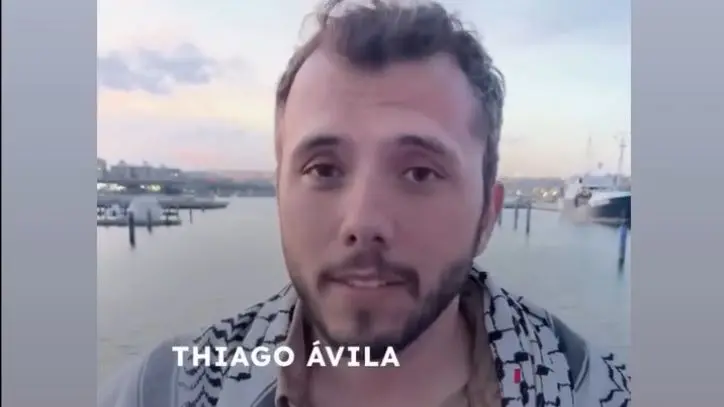 Ativistas do barco Madleen são transferidos para Tel Aviv após interceptação por Israel