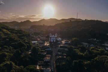 Barão de Cocais anuncia antecipação do 13º salário e injeção de R$ 2,2 milhões na economia local