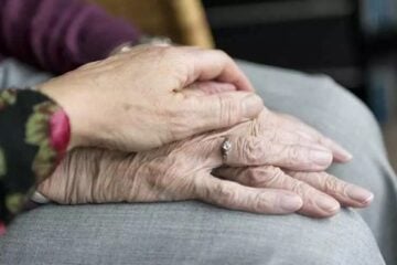 O etarismo contra mulheres: o preço da idade em uma sociedade que exige juventude