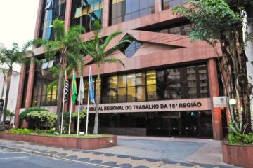 Empresa é condenada a indenizar funcionário por prática de gordofobia