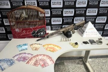 Polícia Militar apreende fuzil, drogas e prende suspeito durante operação em Barão de Cocais