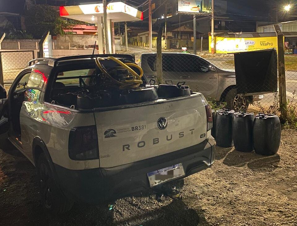 Trio é preso em Nova Era por furto de combustível avaliado em R$ 30 mil
