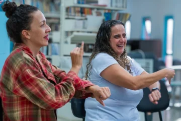 Fundação Cultural capacita colaboradores em Libras para ampliar acessibilidade em Itabira