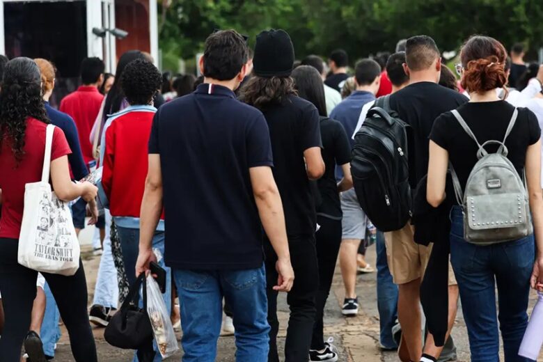 Prazo para pagar taxa do Enem 2025 é prorrogado até 27 de junho