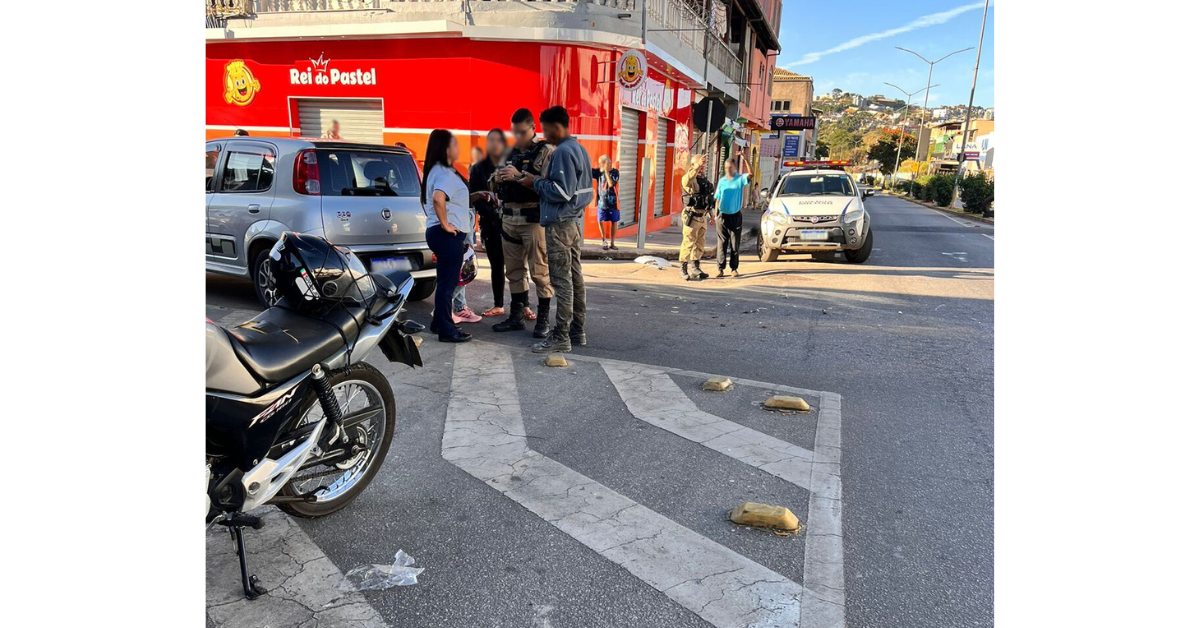 Acidente entre carro e moto mobiliza PM em Itabira