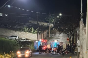 Três pessoas se ferem em choque de motos, em João Monlevade