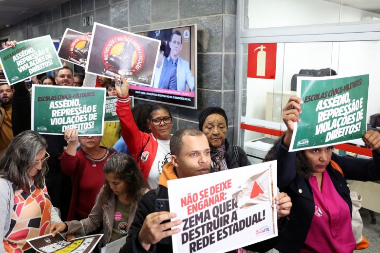 Professores acusam Zema de querer usar politicamente escolas militarizadas