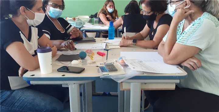 Educadores da rede municipal participam de formação voltada à educação empreendedora e bem-estar nas escolas