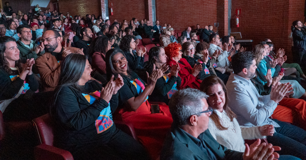 Festival de Inverno de Itabira inicia com homenagens, documentário e apresentações musicais