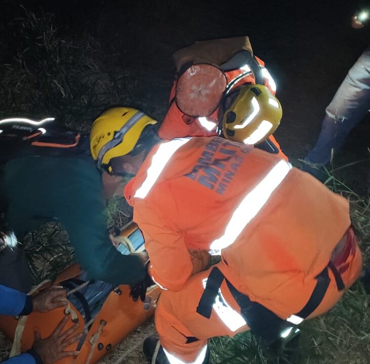 Mulher morre em acidente de rapel, na Pedra do Elefante, em Andradas