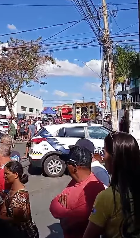 Caminhoneiro é morto após atropelar guarda municipal durante carreata em Minas