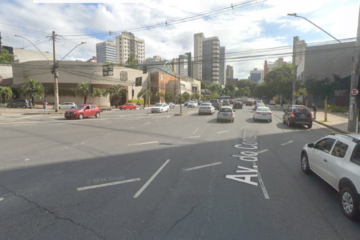 Mulher dá à luz dentro de carro na região Centro-Sul de BH