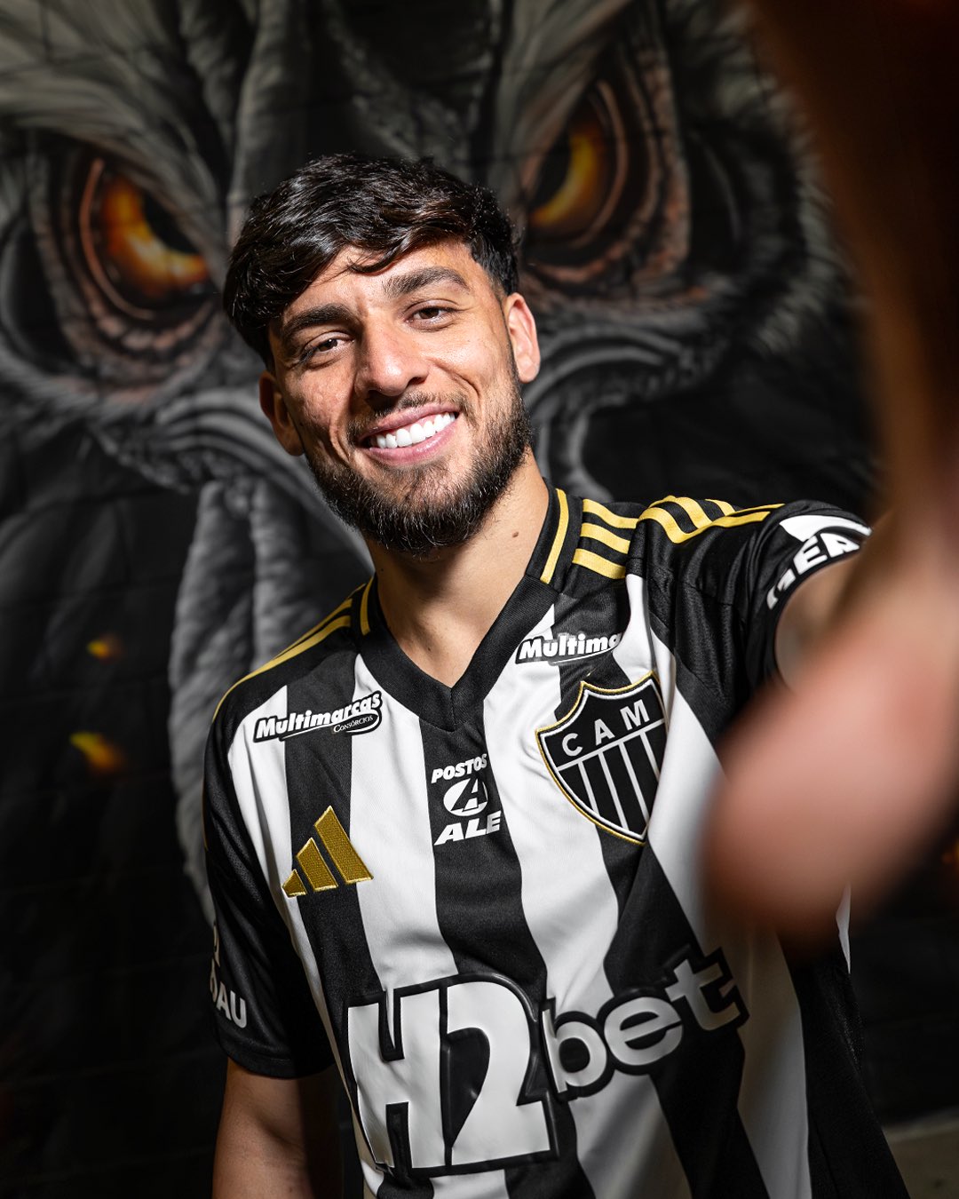 Atlético anuncia chegada do atacante Biel; confira detalhes da contratação