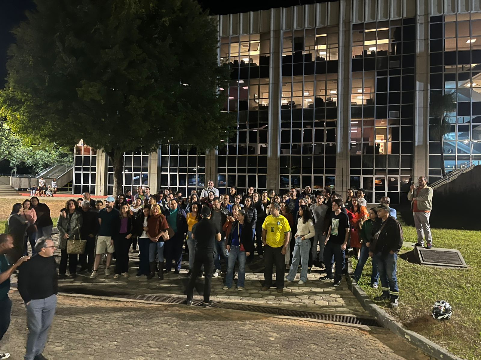 Servidores da Prefeitura de Itabira decidem entrar em estado de greve
