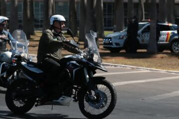 “Pintou um clima”: Bolsonaro é condenado por fala sobre venezuelanas